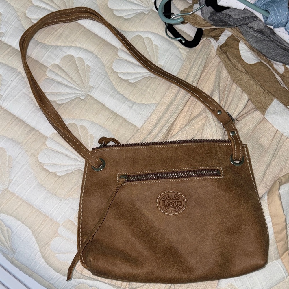 Roots Brown Leather Crossbody Bag with Front Zip Pocket